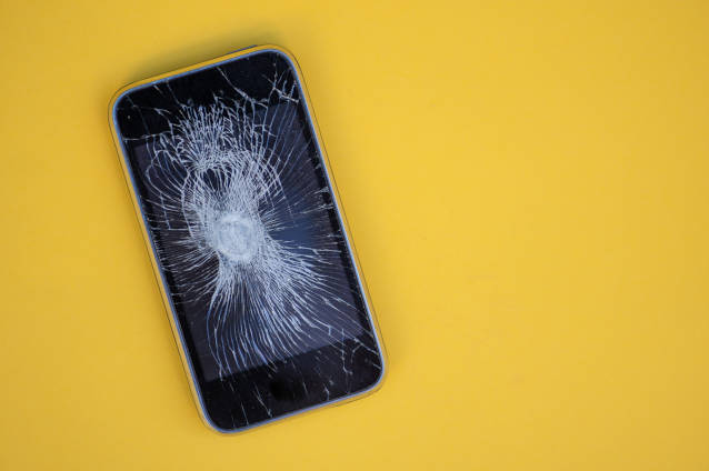 rozbity telefon