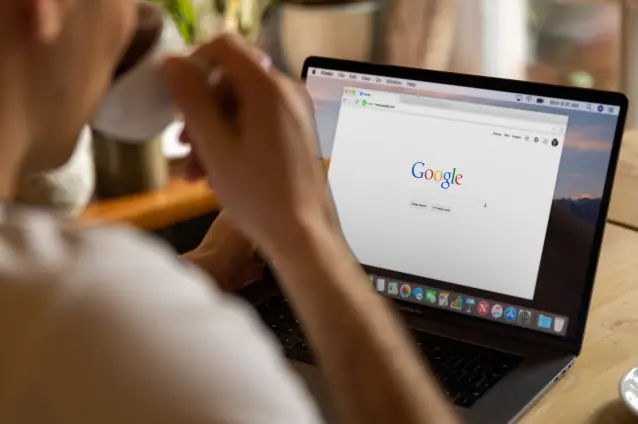 wyszukiwarka-google